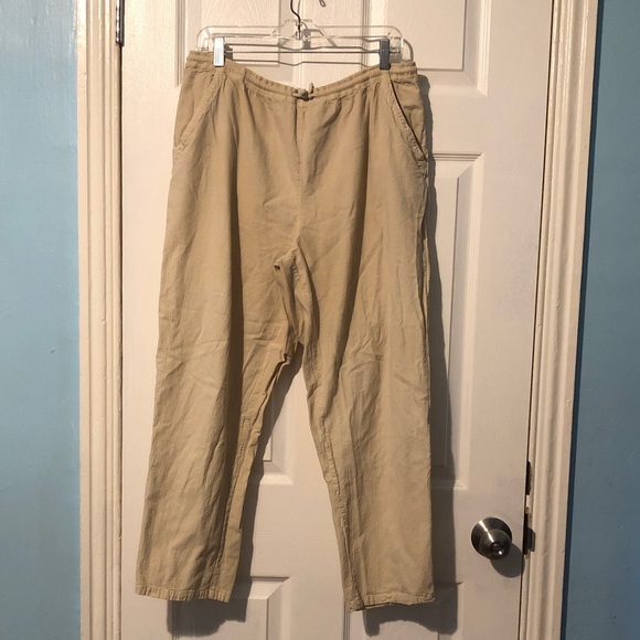 Women’s Tan Pants - Picture 1 of 4